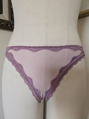 Mary Green Lavender Silk Gauze Bikini panties Size Medium NOS